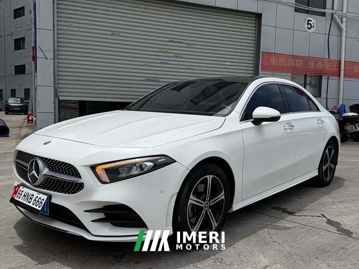 Mercedes-Benz A-Class A 200 L Sport Sedan Fashion Edition