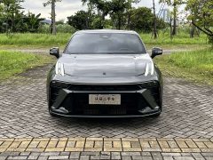 Lynk & Co Geely Lynk & Co 03 2023 1.5T DCT Pro - ფოტო 2