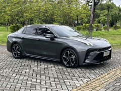 Lynk & Co Geely Lynk & Co 03 2023 1.5T DCT Pro - ფოტო 3