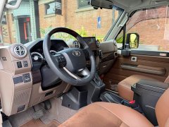 Toyota Land Cruiser (Imported) LC71 2023 4.0L Automatic - ფოტო 9