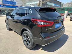 Nissan Qashqai 2021 2.0L CVT Luxury - ფოტო 4
