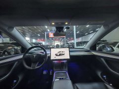 Tesla Model Y Long Range All-Wheel Drive - ფოტო 5