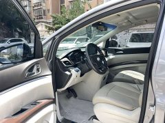 Buick GL8 Land Official Business Class 652T Comfort Edition - ფოტო 14