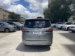 Buick GL8 Land Official Business Class 652T Comfort Edition - ფოტო 5