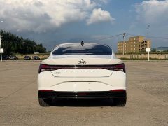Hyundai Elantra 2022 1.5L CVT Luxury - ფოტო 5