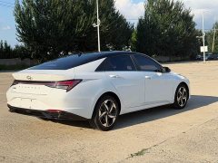 Hyundai Elantra 2022 1.5L CVT Luxury - ფოტო 6