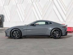 Aston Martin V8 Vantage 2020 4.0T V8 Coupe - ფოტო 3