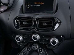Aston Martin V8 Vantage 2020 4.0T V8 Coupe - ფოტო 6