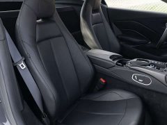 Aston Martin V8 Vantage 2020 4.0T V8 Coupe - ფოტო 8