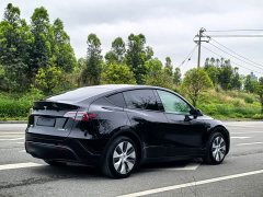 Tesla Model Y 2022 Facelift Long Range All-Wheel Drive - ფოტო 6
