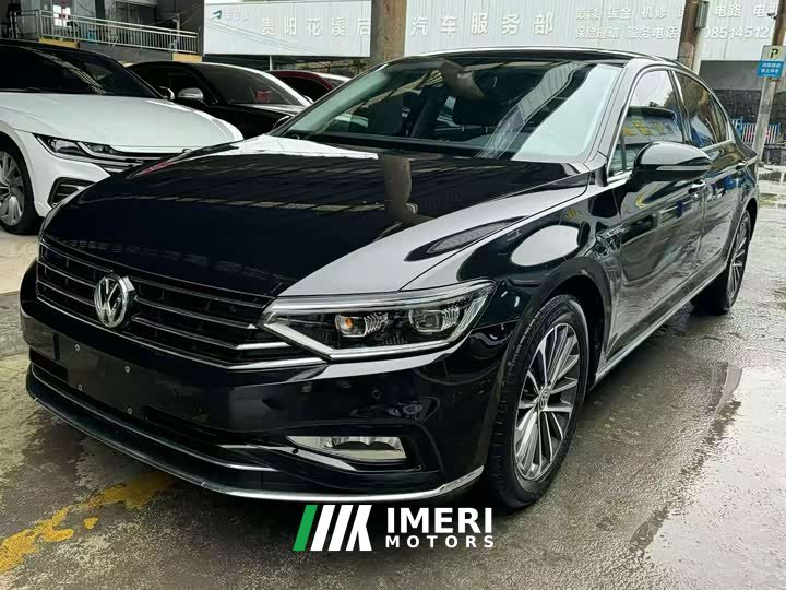 Volkswagen Magotan 330TSI DSG Luxury