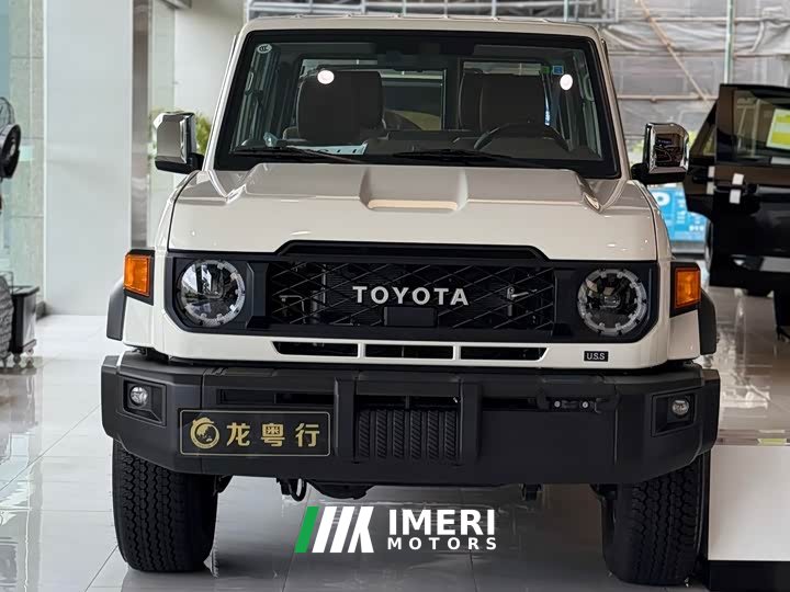 Toyota Land Cruiser (Imported) LC71 2.8T Diesel Middle East Version - ავტომობილი ჩინეთიდან