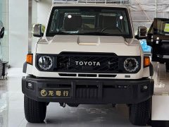 Toyota Land Cruiser (Imported) LC71 2.8T Diesel Middle East Version - ფოტო 1