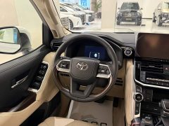 Toyota Land Cruiser (Imported) LC300 3.5T Middle East Edition - ფოტო 4