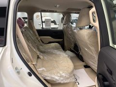 Toyota Land Cruiser (Imported) LC300 4.0L Middle East Version - ფოტო 11
