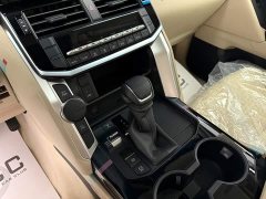 Toyota Land Cruiser (Imported) LC300 4.0L Middle East Version - ფოტო 8