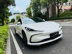 IM Motors Zhiji L6 Max Standard Edition - ფოტო 3