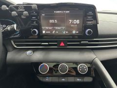 Hyundai Elantra 2023 1.5L CVT GLX Elite - ფოტო 12