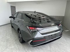 Hyundai Elantra 2023 1.5L CVT GLX Elite - ფოტო 6