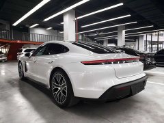 Porsche Taycan - ფოტო 18