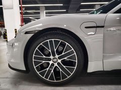Porsche Taycan - ფოტო 5