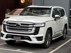 Toyota Land Cruiser (Imported) LC300 3.5T VX-R - ფოტო 1