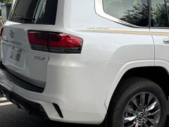 Toyota Land Cruiser (Imported) LC300 3.5T VX-R - ფოტო 10