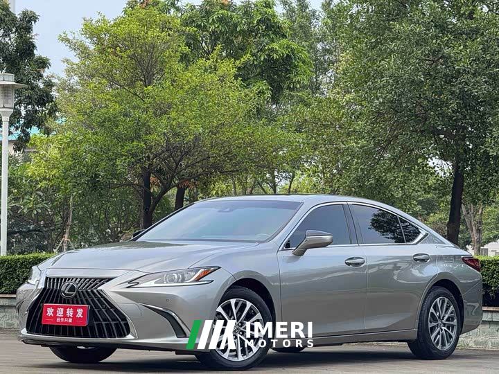 Lexus ES 200 Excellence Edition