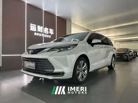 2024 Toyota Sienna 2.5L Hybrid Premium Luxury Edition