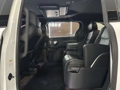 Toyota Sienna 2.5L Hybrid Premium Luxury Edition - ფოტო 5