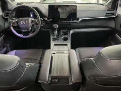 Toyota Sienna 2.5L Hybrid Premium Luxury Edition - ფოტო 6