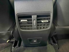 Toyota Corolla Hybrid 1.8H E-CVT Luxury - ფოტო 17