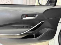 Toyota Corolla Hybrid 1.8H E-CVT Luxury - ფოტო 8