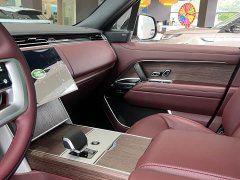 Land Rover Range Rover 3.0 L6 400PS HSE Long Wheelbase - ფოტო 4