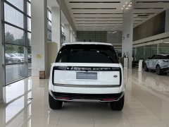 Land Rover Range Rover 3.0 L6 400PS HSE Long Wheelbase - ფოტო 8