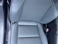 Lexus ES 300h Excellence - ფოტო 15