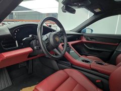 Porsche 2022 Taycan 4S - ფოტო 4