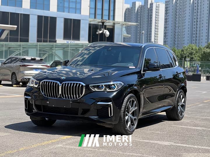 BMW X5 Facelift xDrive 40Li M Sport Package