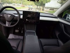 Tesla Model Y Rear-Wheel Drive - ფოტო 10