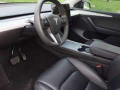 Tesla Model Y Rear-Wheel Drive - ფოტო 9