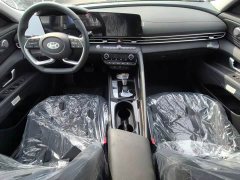 Hyundai Elantra 2023 1.5L CVT Luxury - ფოტო 10