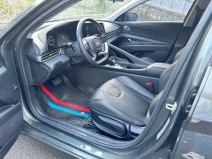 Hyundai Elantra 1.5L CVT GLX Elite - ფოტო 12