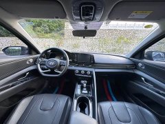 Hyundai Elantra 1.5L CVT GLX Elite - ფოტო 16