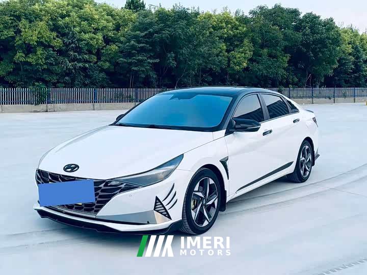 Hyundai Elantra 1.5L CVT Luxury