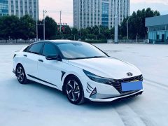 Hyundai Elantra 1.5L CVT Luxury - ფოტო 3