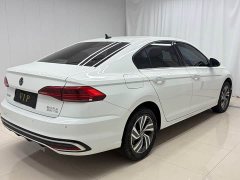 Volkswagen Bora 200TSI DSG Comfort Edition - ფოტო 4