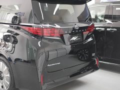 Toyota Alphard Hybrid 2.5L Premium Edition - ფოტო 5