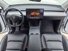 Tesla Model Y Rear-Wheel Drive - ფოტო 10