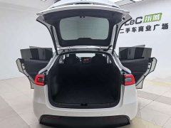 Tesla Model Y Rear-Wheel Drive - ფოტო 11