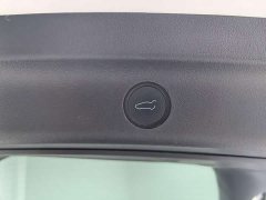 Tesla Model Y Rear-Wheel Drive - ფოტო 12